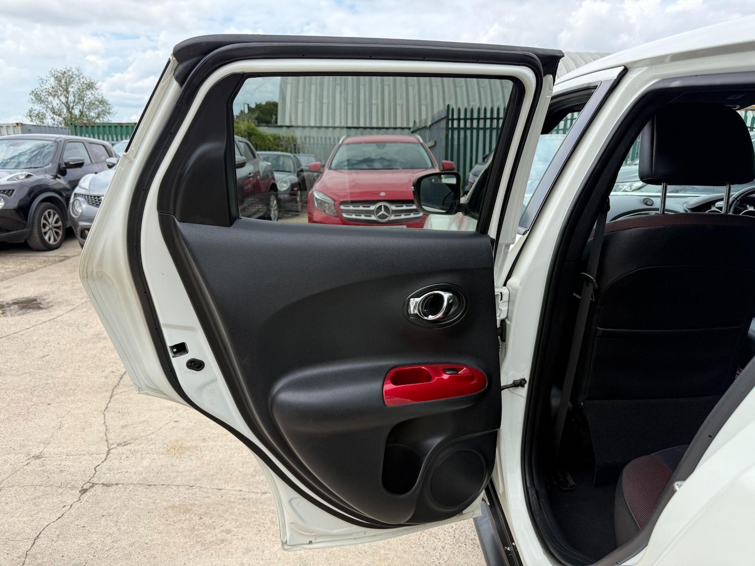 Used Nissan Juke 2017 for sale - 76514513: Photo 41