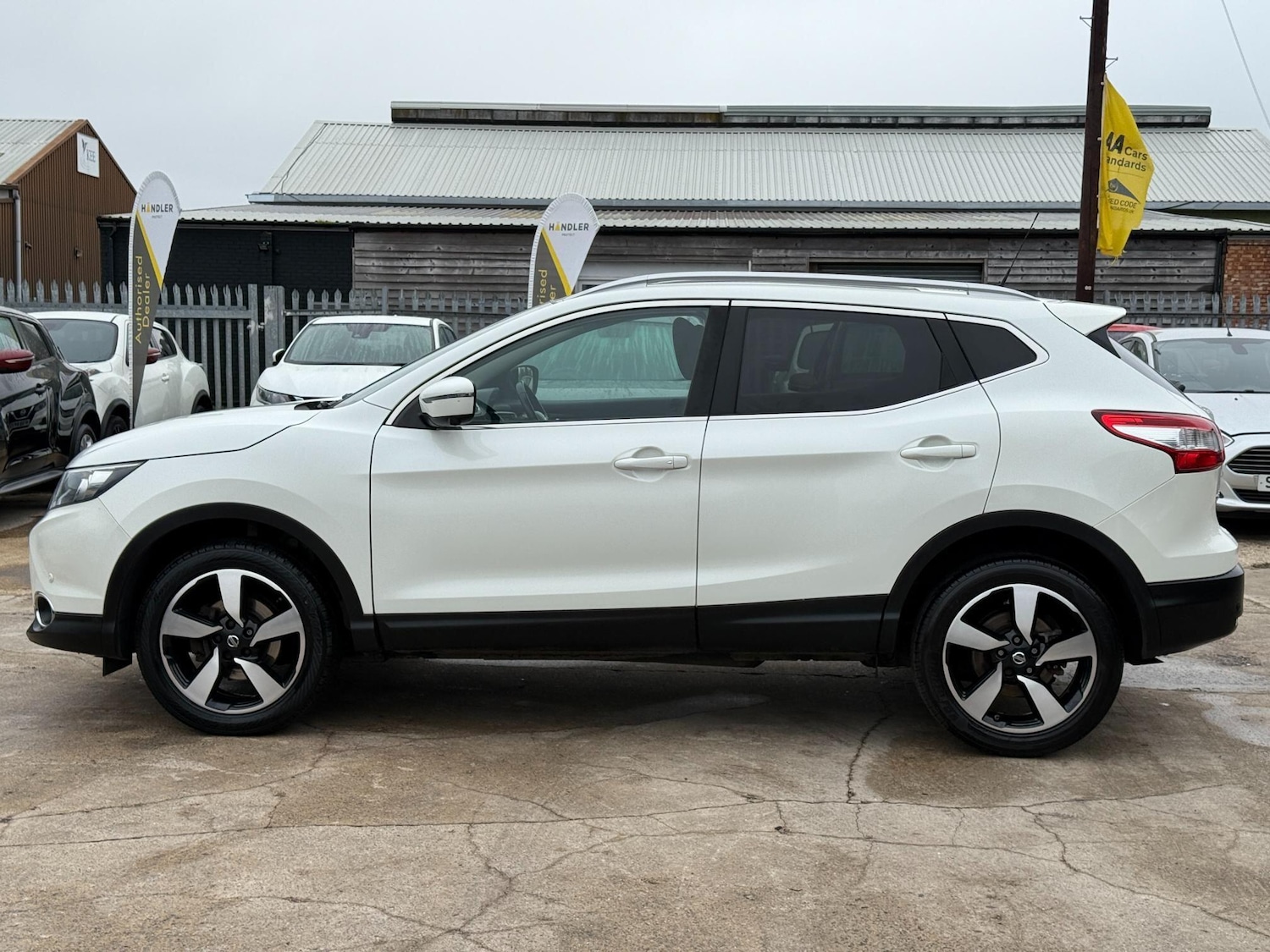 Used Nissan Qashqai 2016 for sale - 76514514: Photo 24