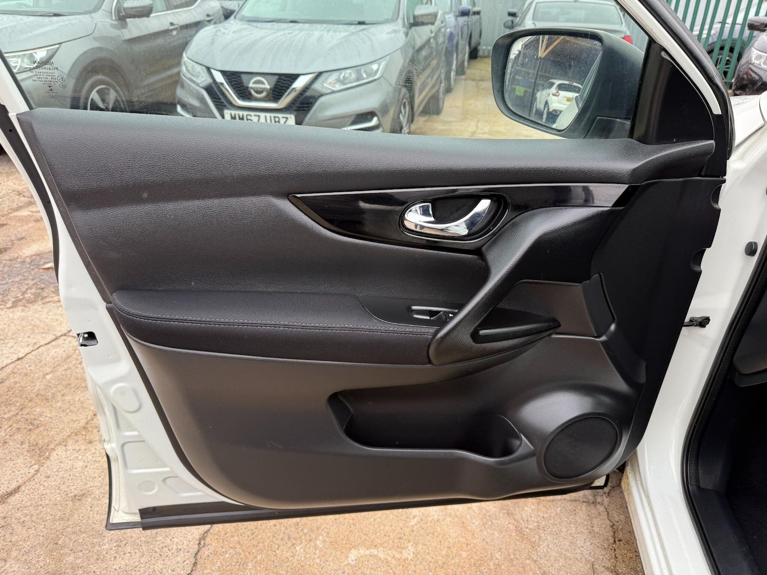 Used Nissan Qashqai 2016 for sale - 76514514: Photo 36