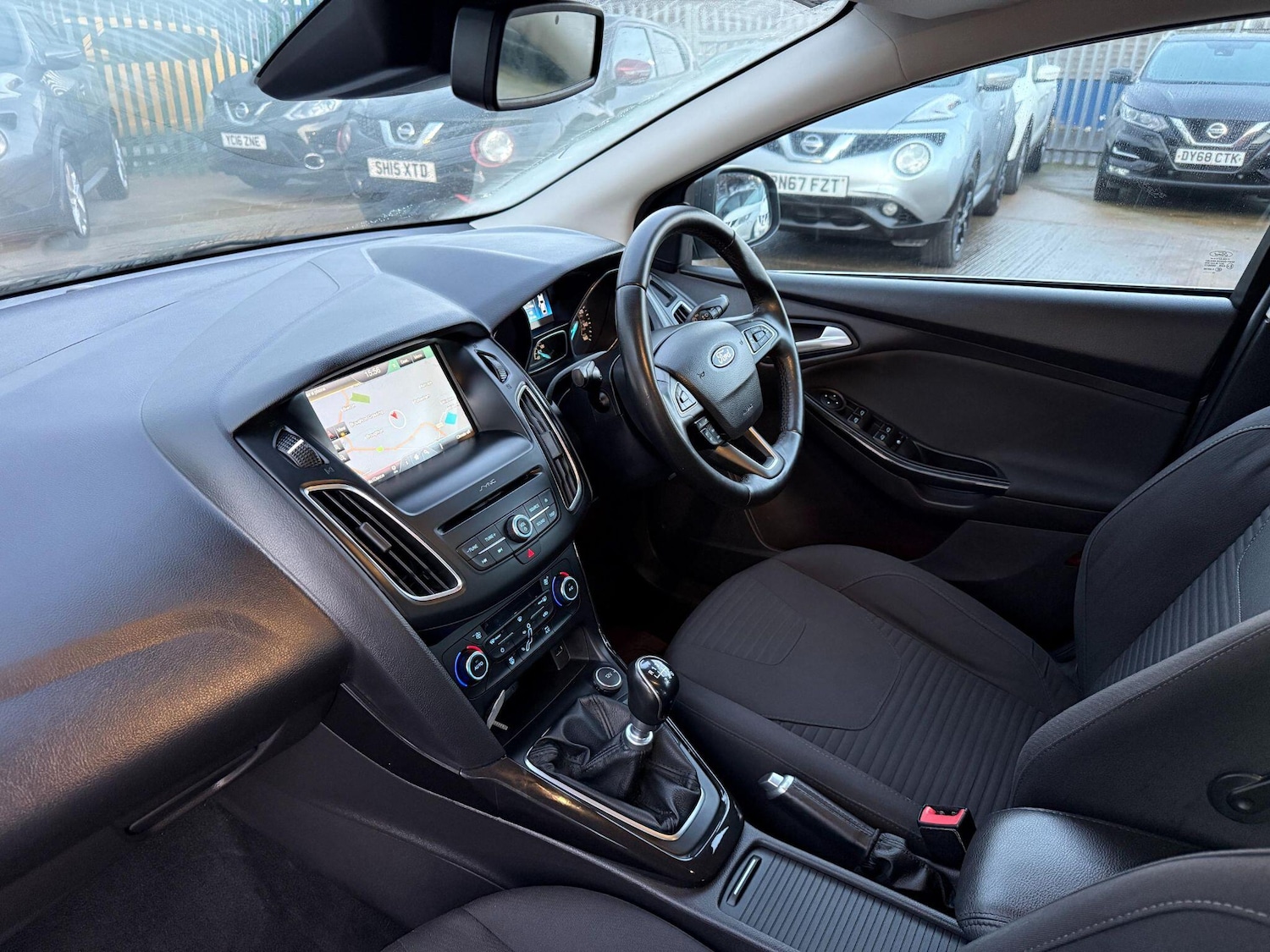 Used Ford Focus 2015 for sale - 76800906: Photo 4