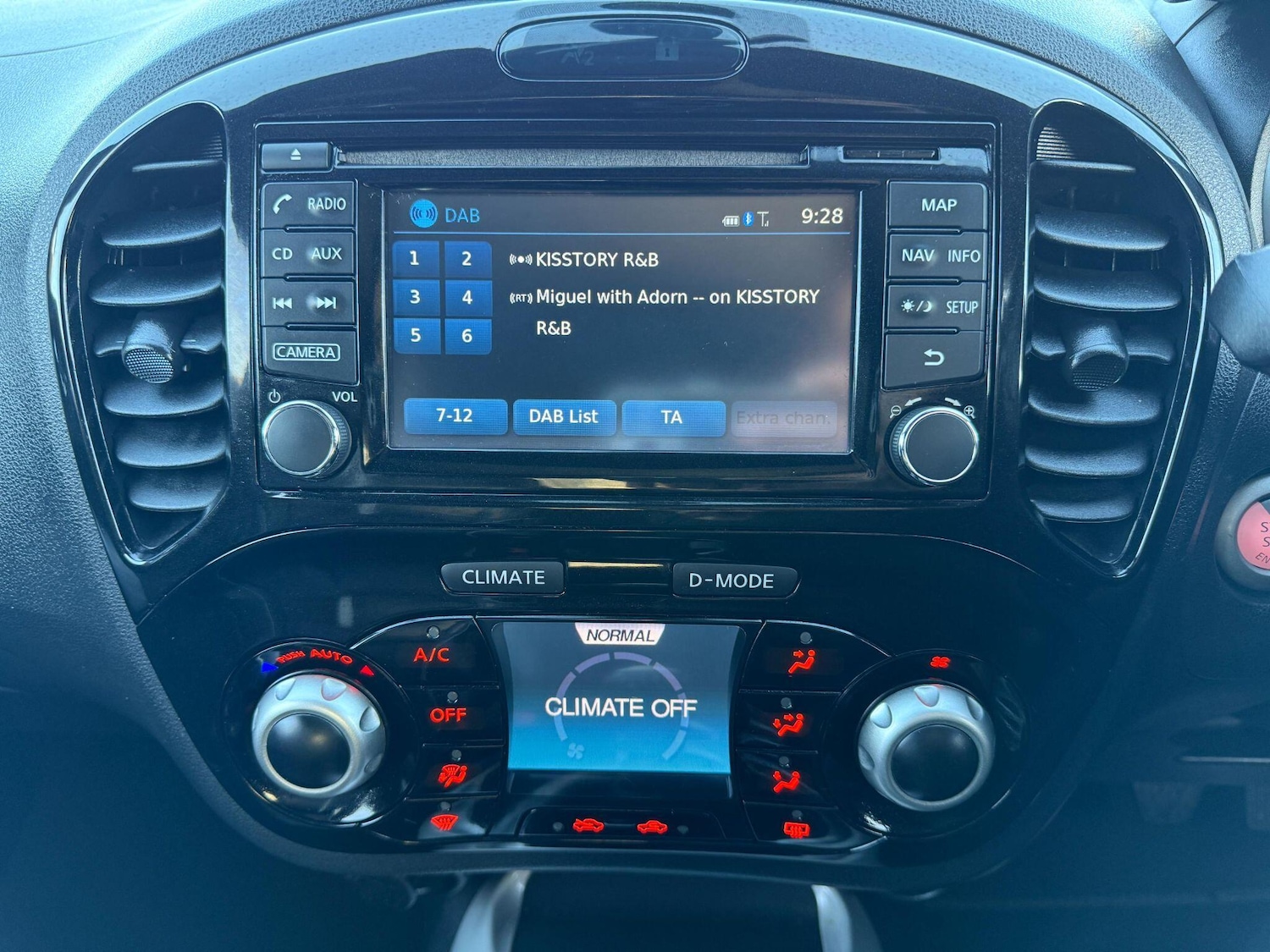 Used Nissan Juke 2015 for sale - 76607841: Photo 10