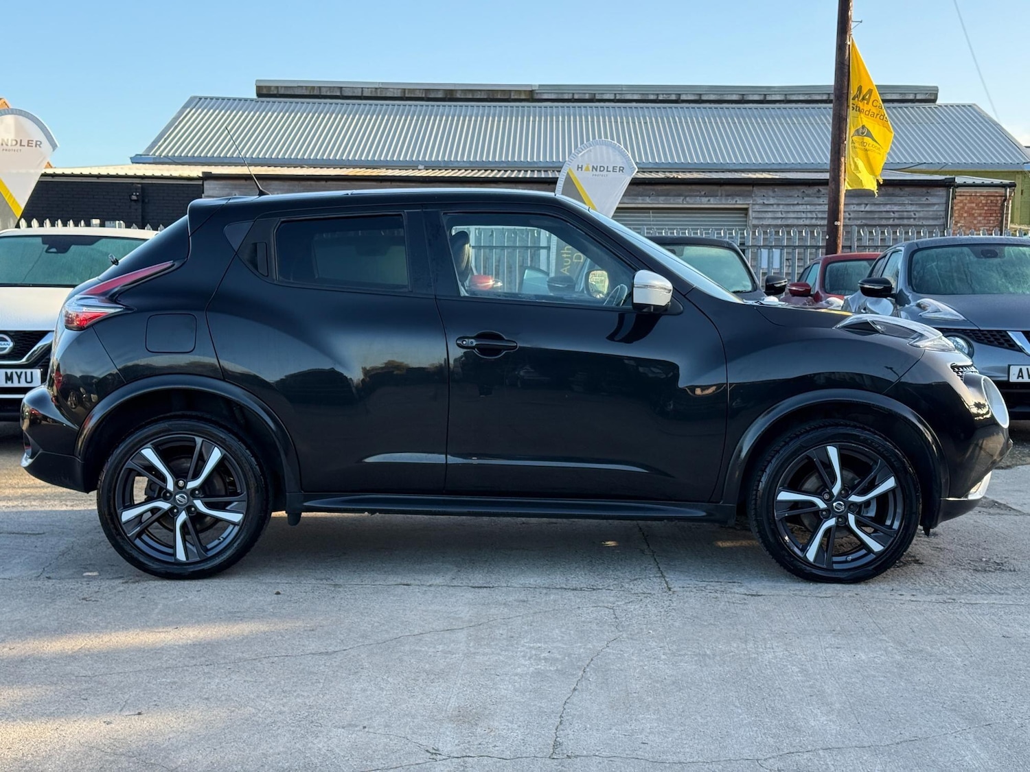 Used Nissan Juke 2015 for sale - 76607841: Photo 33