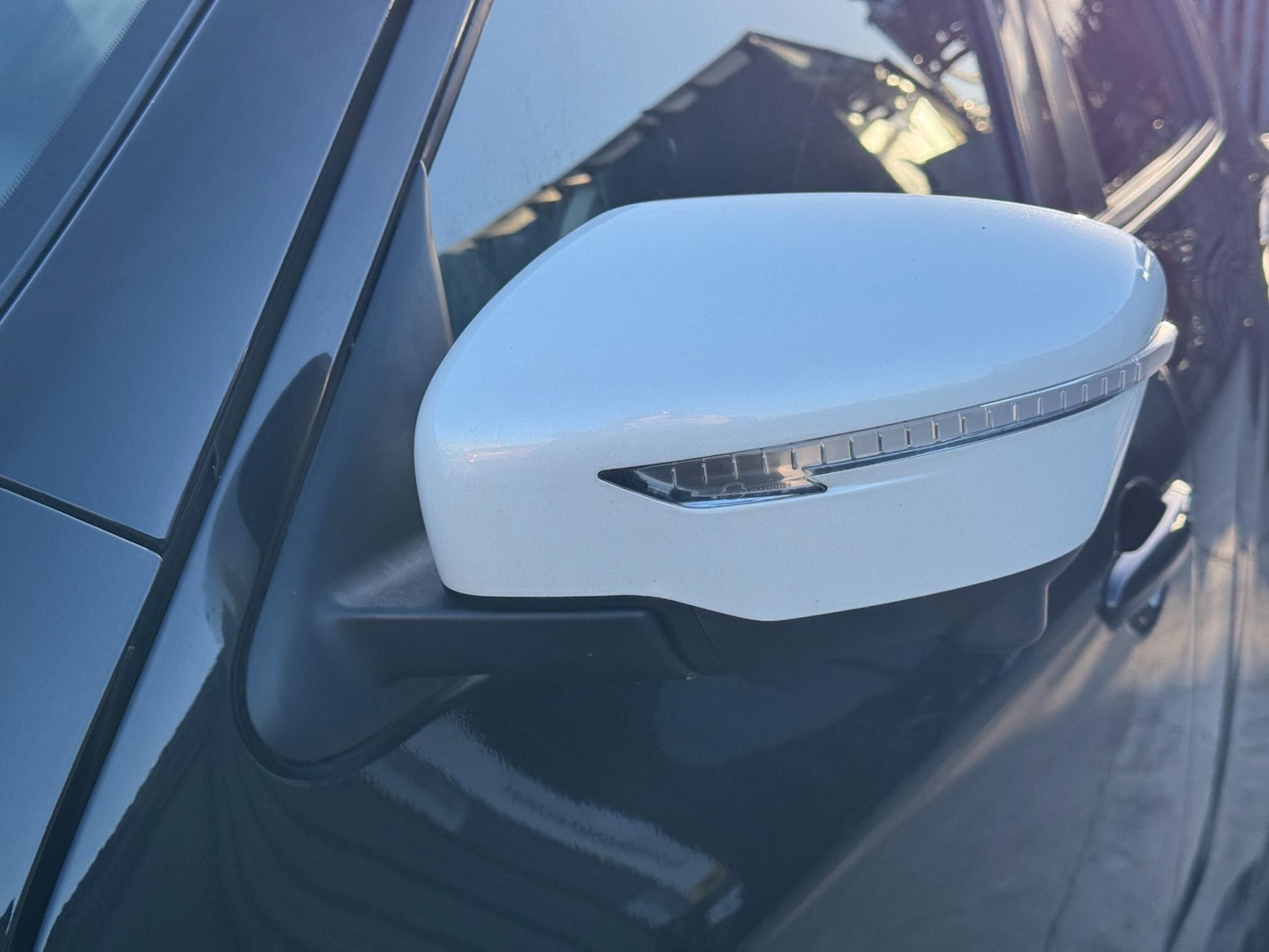 Used Nissan Juke 2015 for sale - 76607841: Photo 45