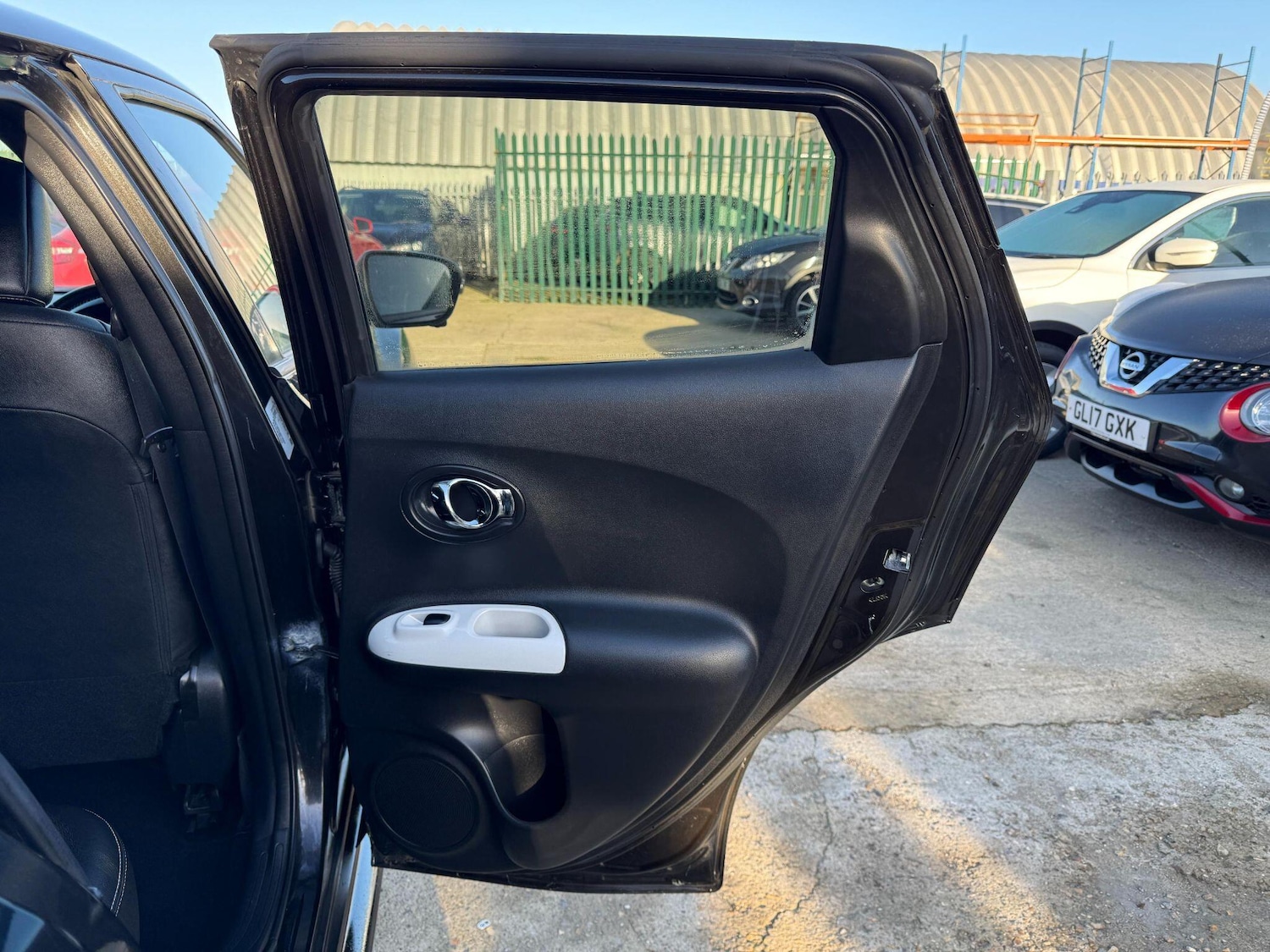 Used Nissan Juke 2015 for sale - 76607841: Photo 53