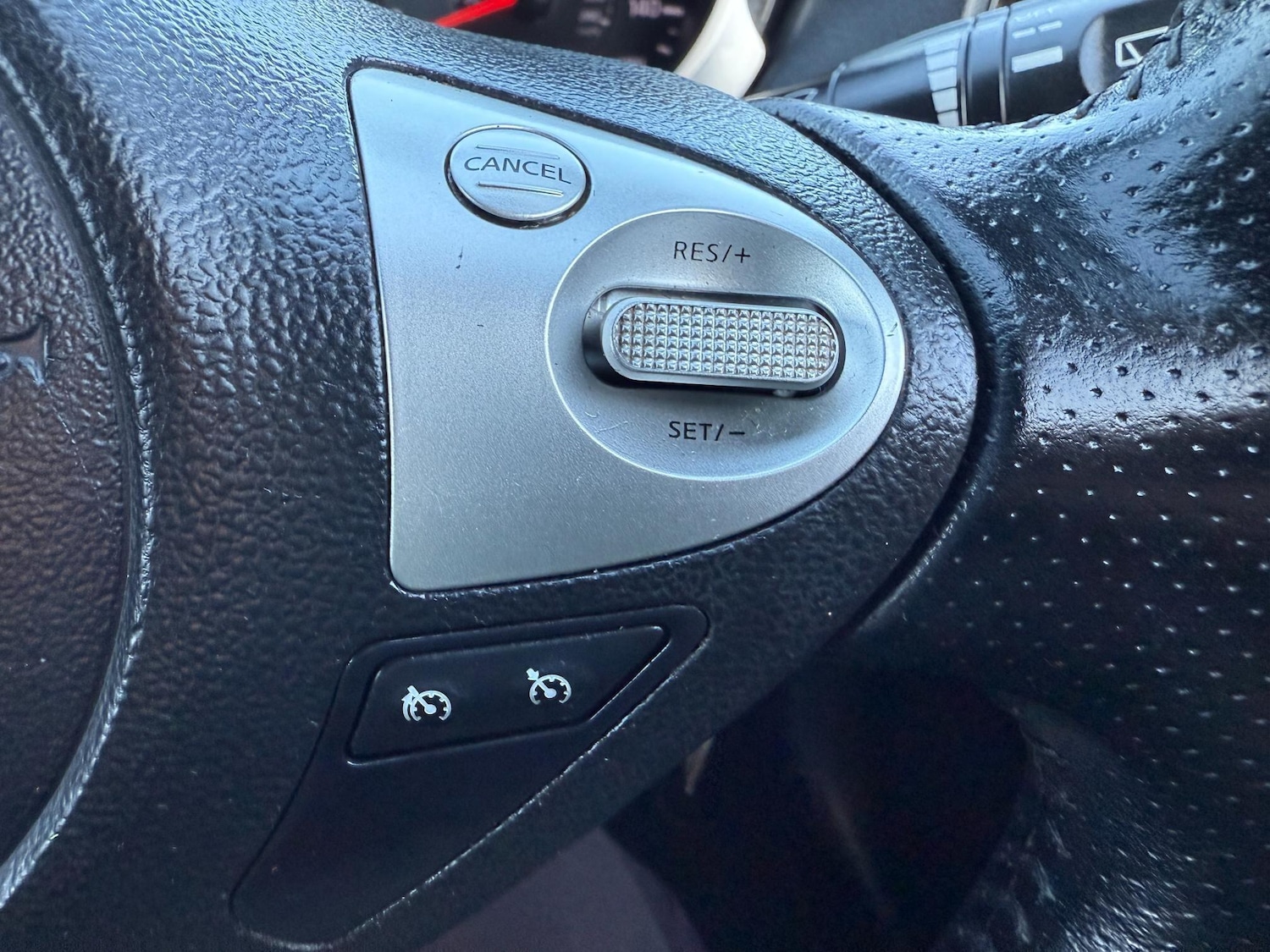 Used Nissan Juke 2015 for sale - 76612800: Photo 12