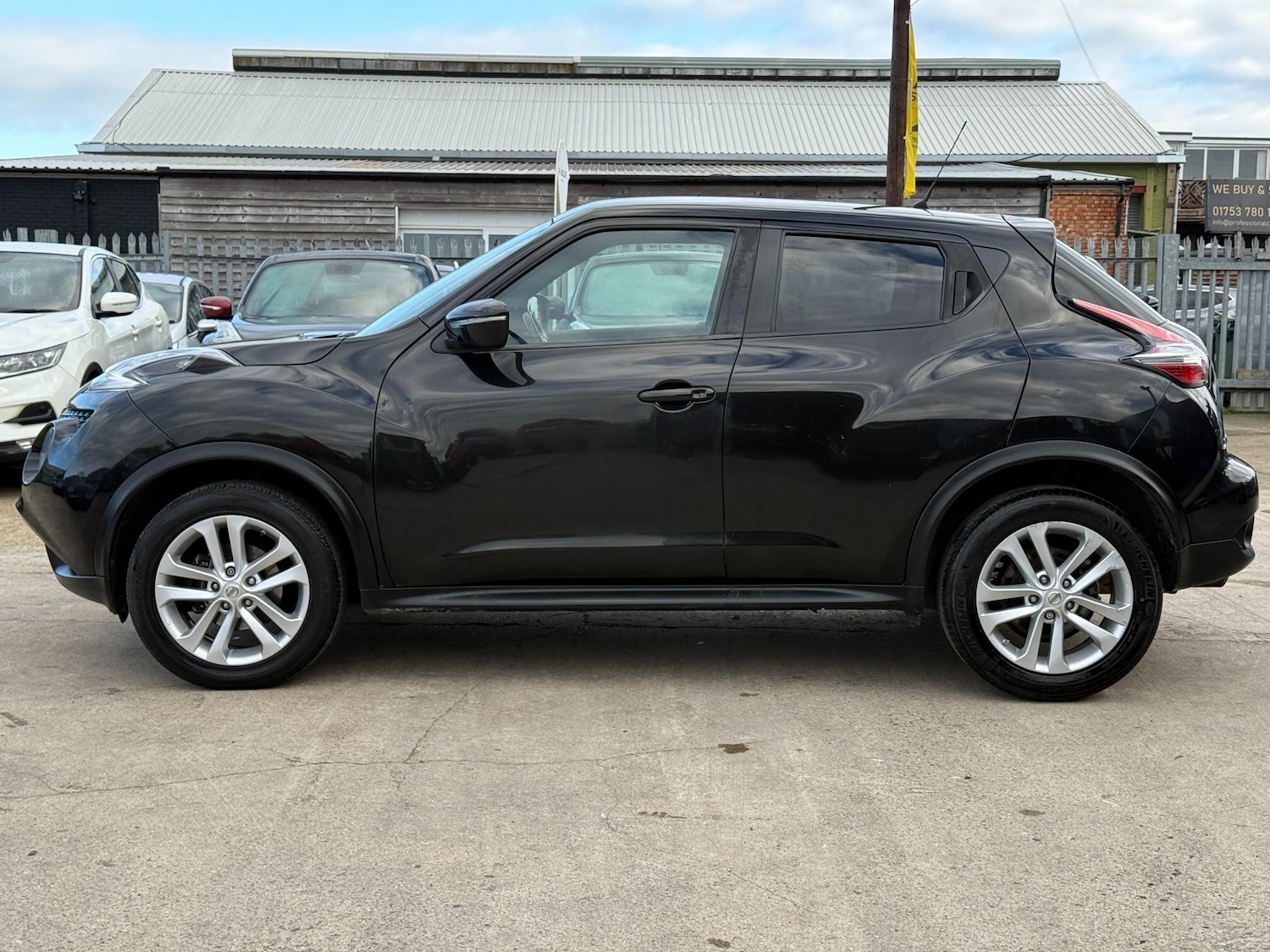 Used Nissan Juke 2015 for sale - 76612800: Photo 31