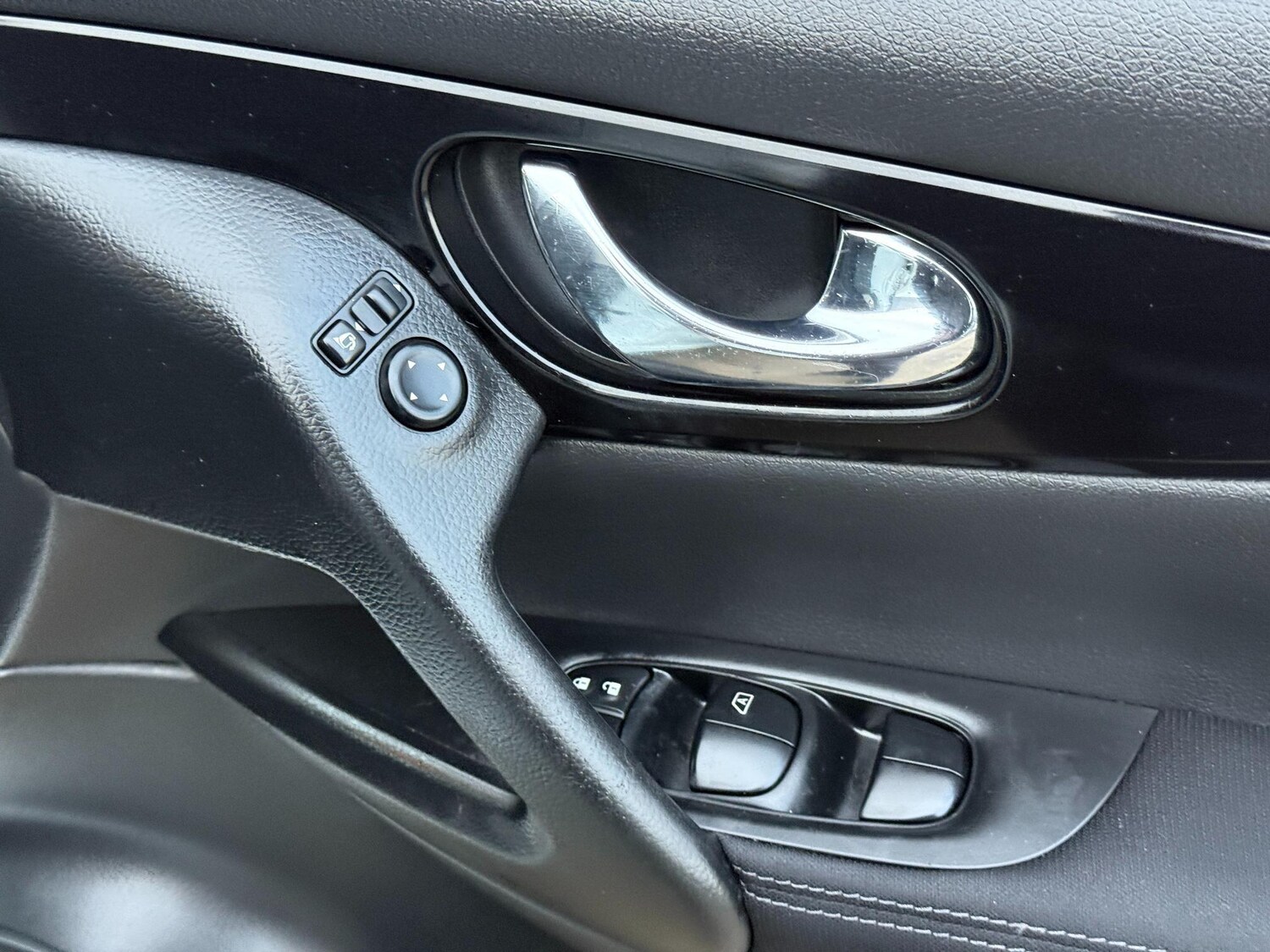 Used Nissan Qashqai 2016 for sale - 76850353: Photo 50