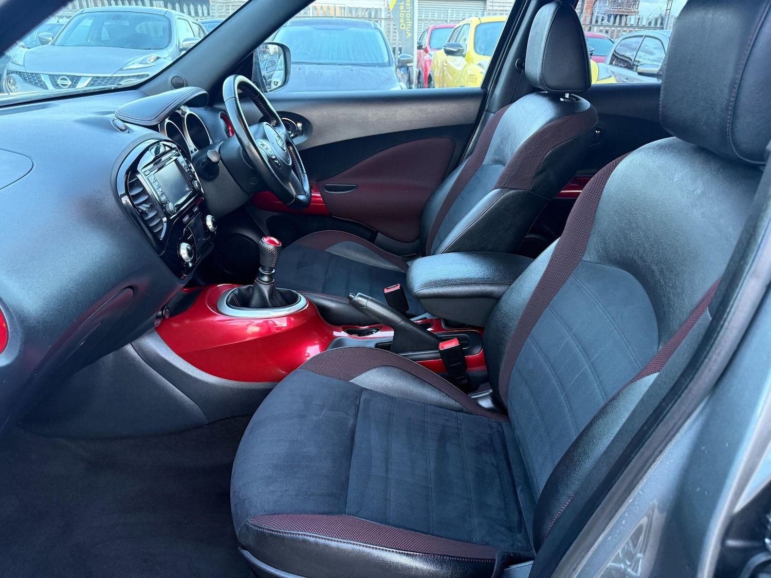 Used Nissan Juke 2018 for sale - 76926553: Photo 32