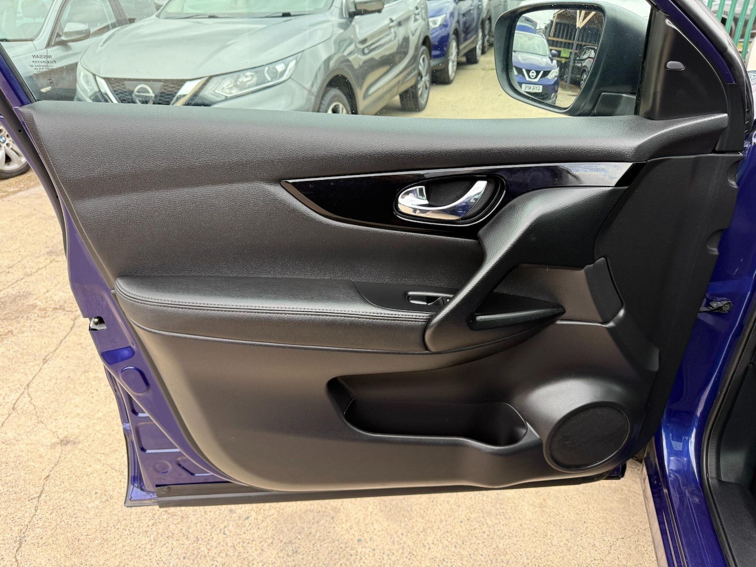 Used Nissan Qashqai 2015 for sale - 76514516: Photo 31