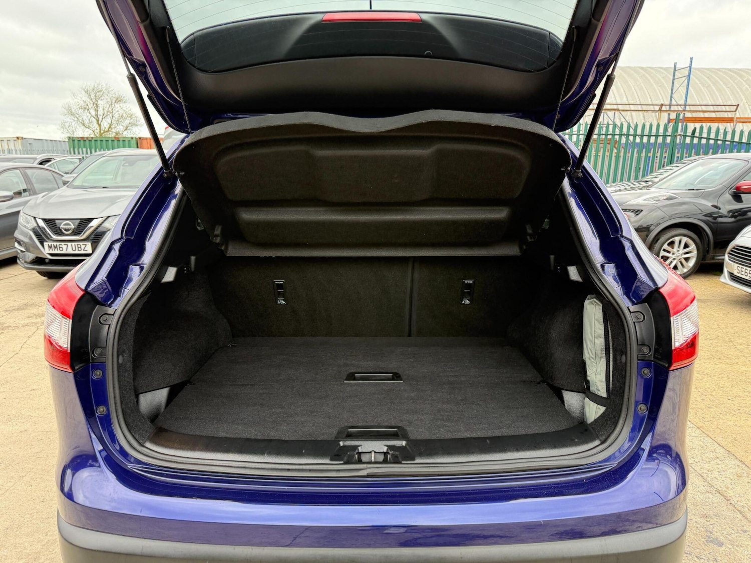 Used Nissan Qashqai 2015 for sale - 76514516: Photo 36