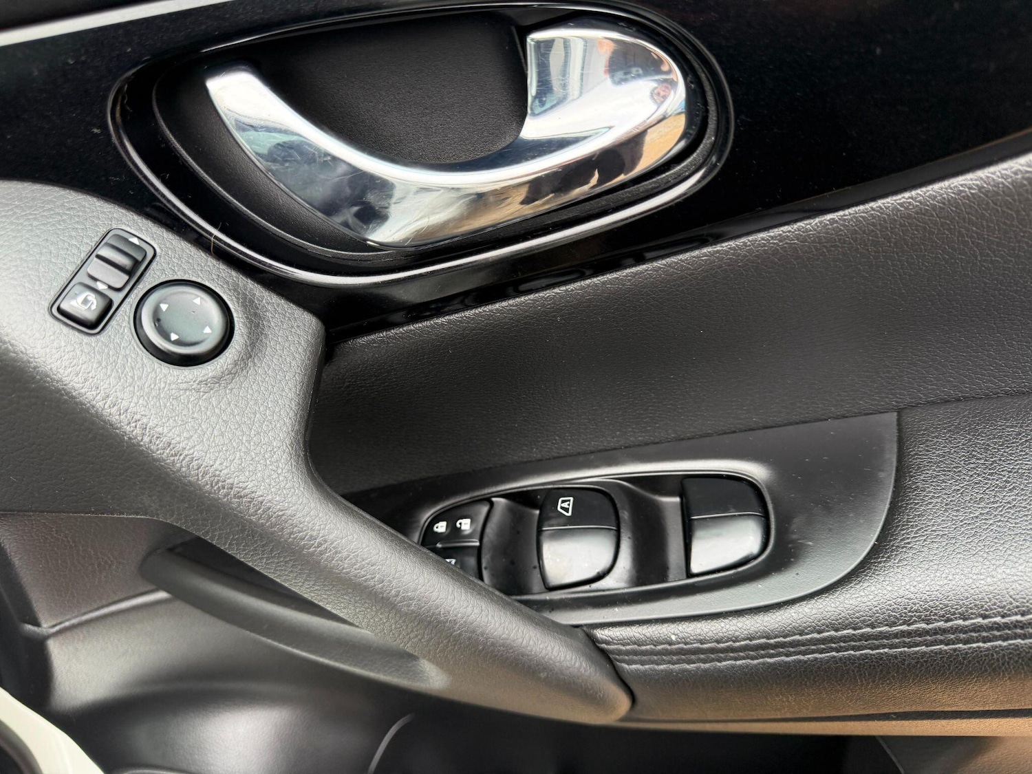 Used Nissan Qashqai 2016 for sale - 76688647: Photo 23