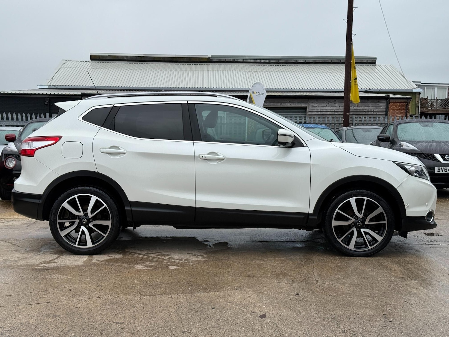 Used Nissan Qashqai 2016 for sale - 76688647: Photo 31
