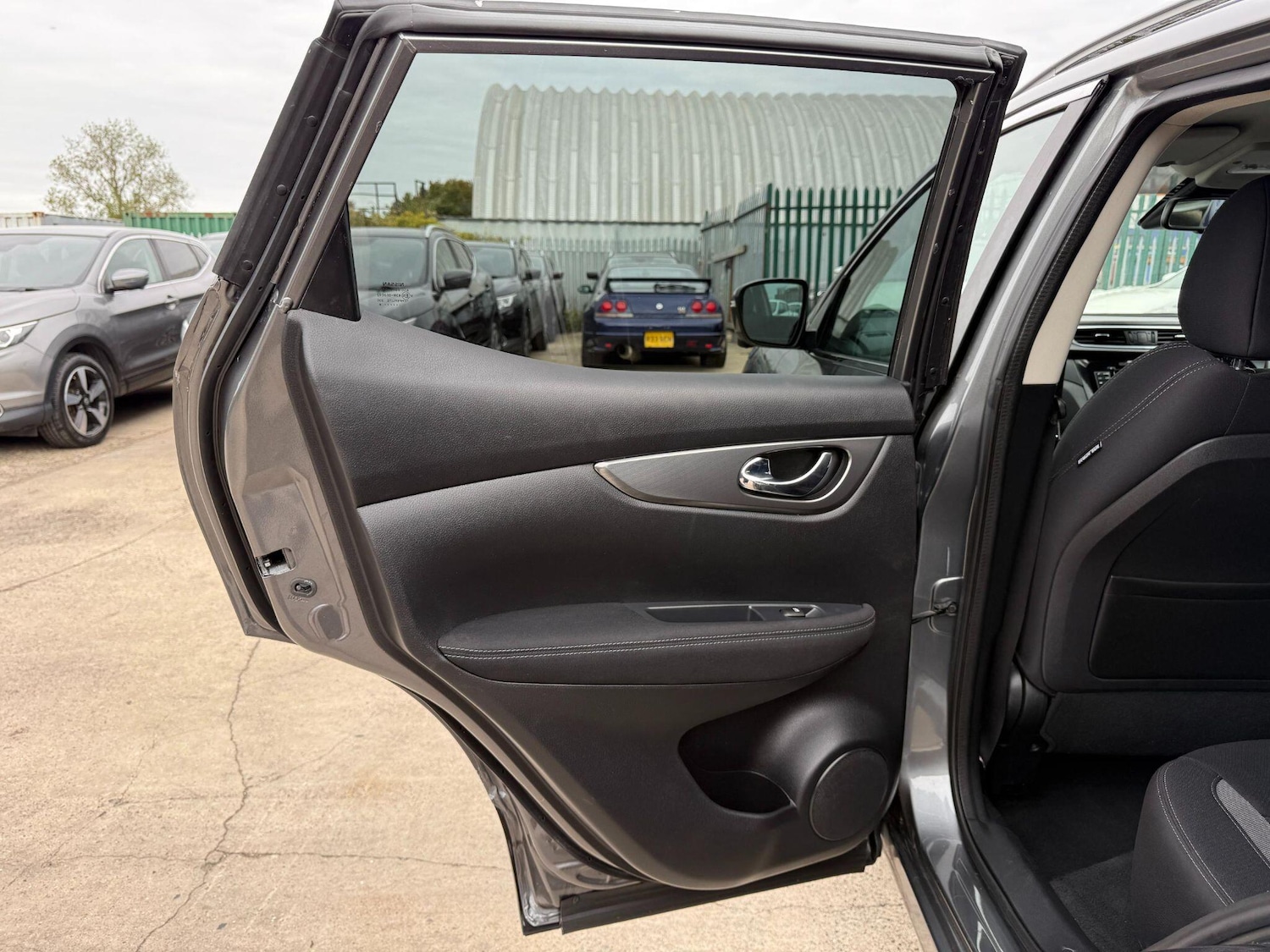 Used Nissan Qashqai 2018 for sale - 76514503: Photo 29