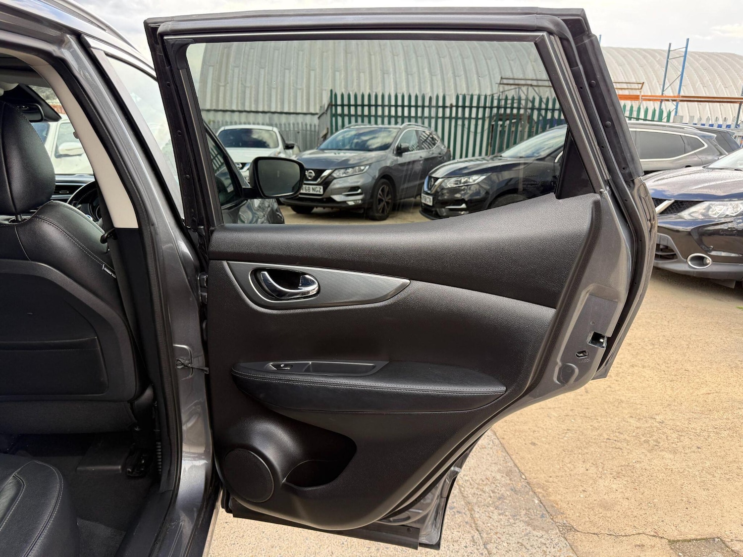 Used Nissan Qashqai 2019 for sale - 77101898: Photo 49