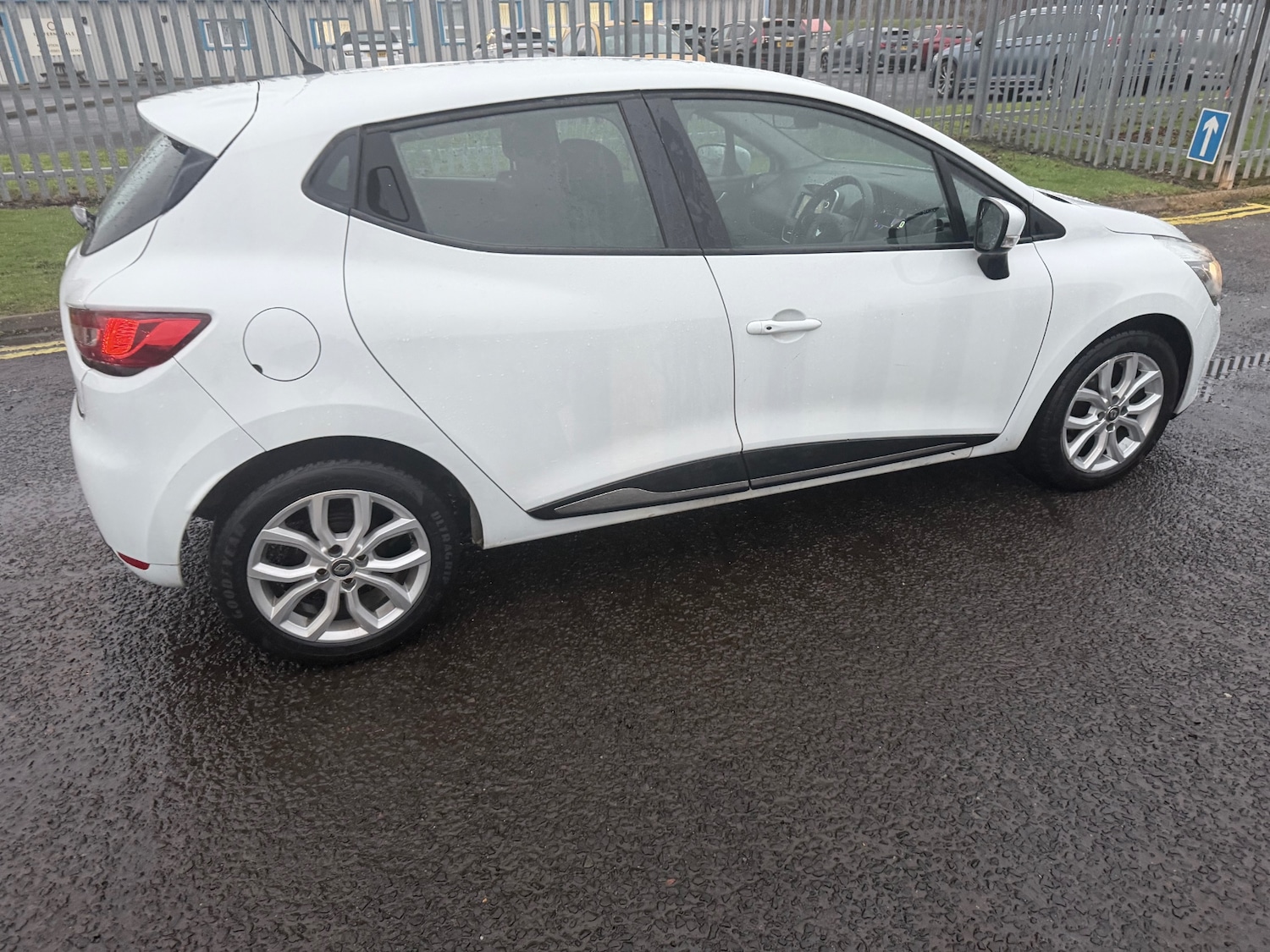Used Renault Clio 2018 for sale - 77327196: Photo 11