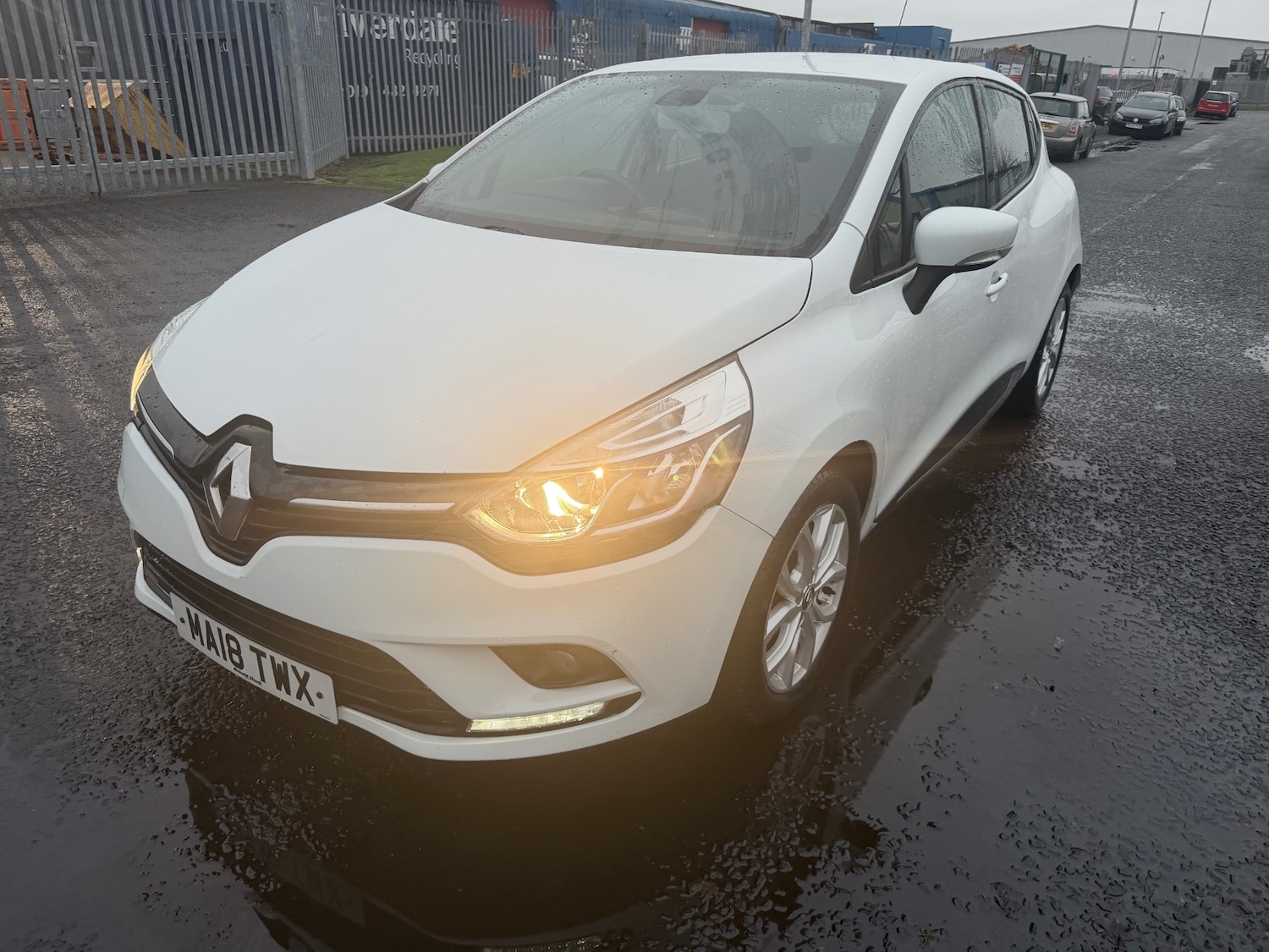 Used Renault Clio 2018 for sale - 77327196: Photo 3