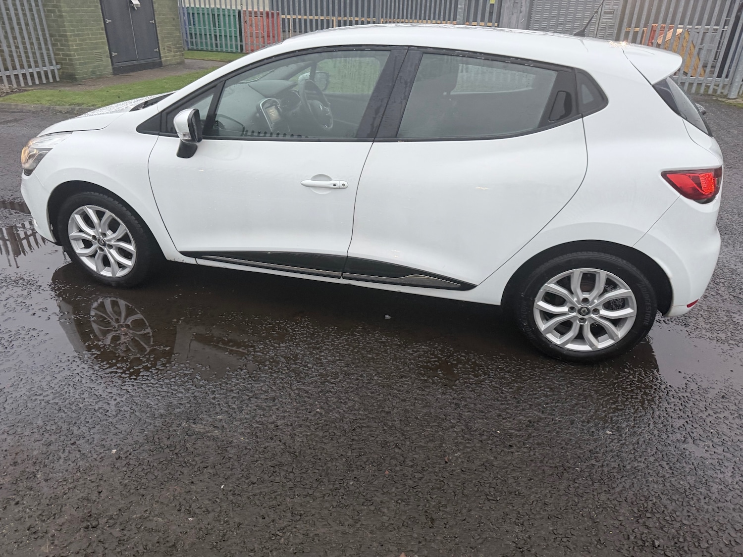 Used Renault Clio 2018 for sale - 77327196: Photo 5