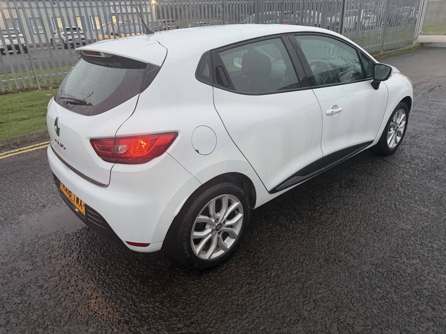 Used Renault Clio 2018 for sale - 77327196: Photo 9
