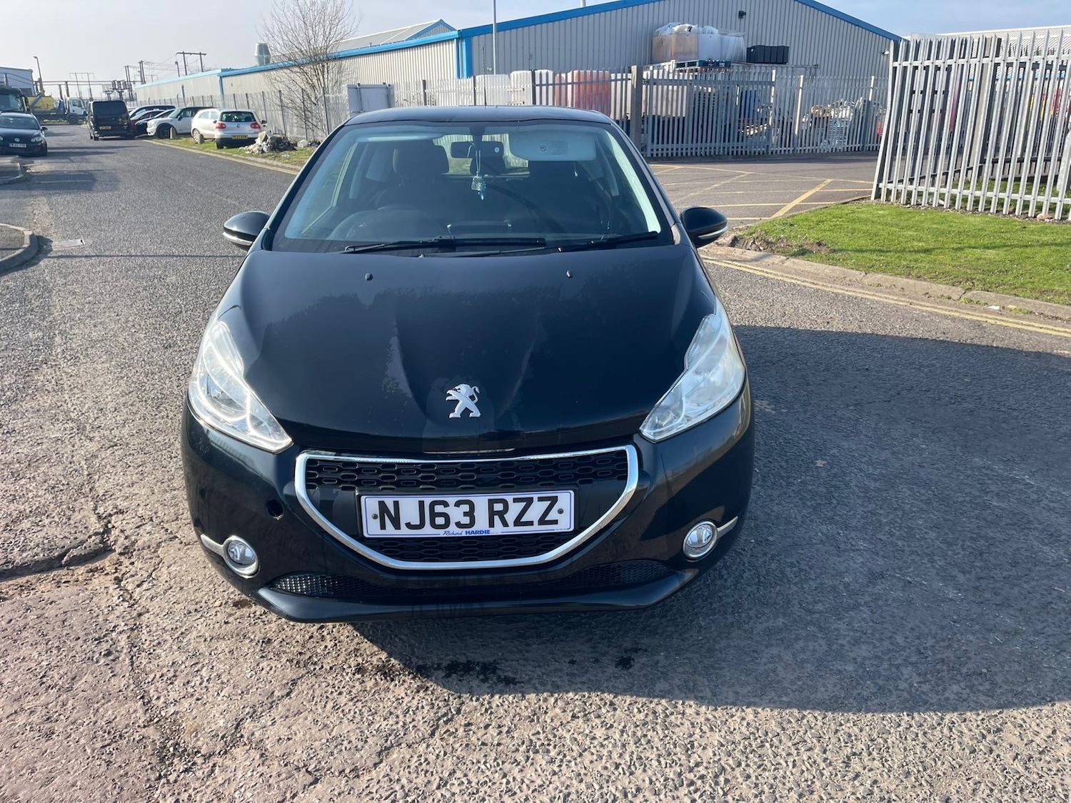 Used Peugeot 208 2013 for sale - 77760912: Photo 9