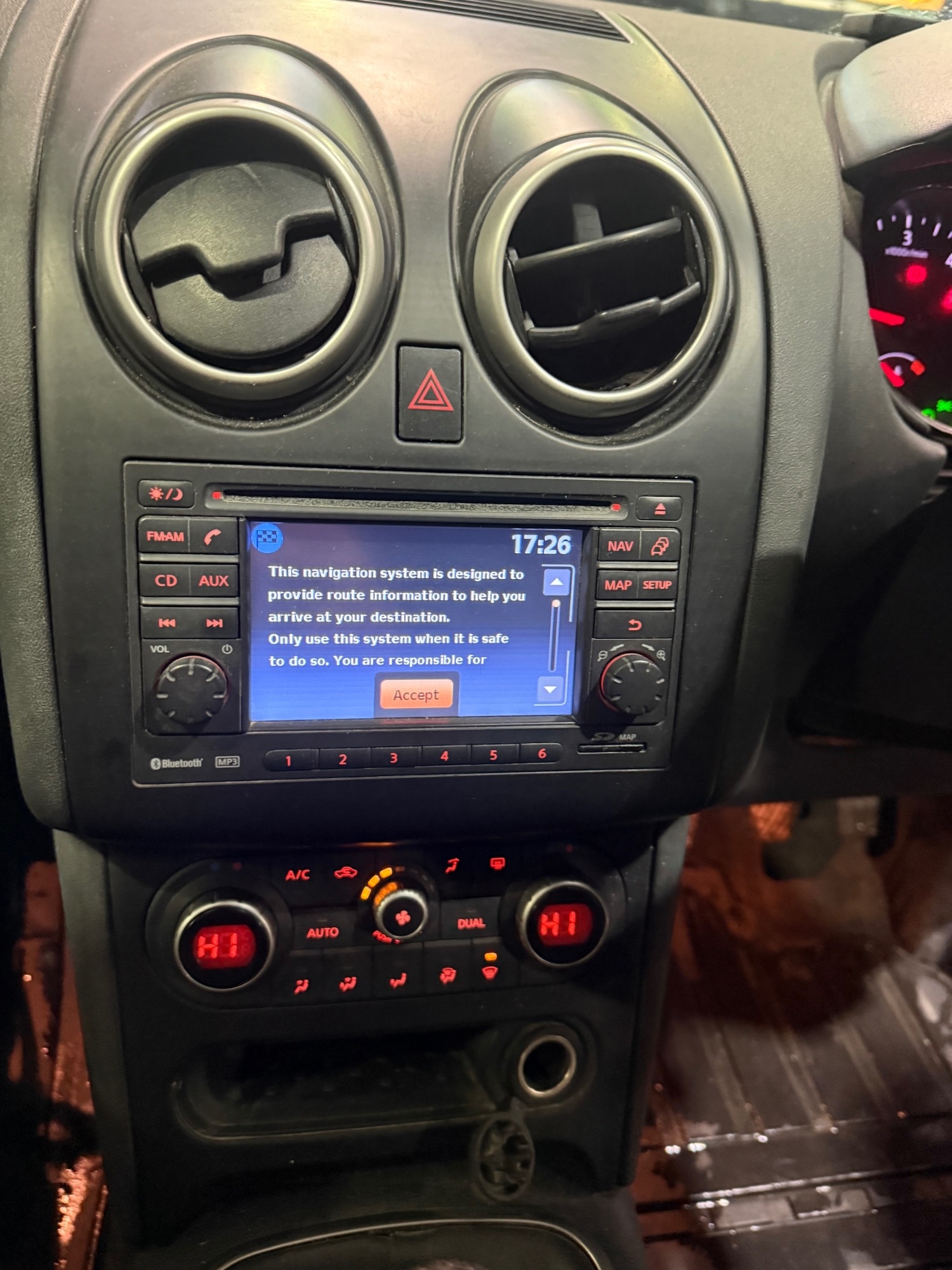 Used Nissan Qashqai 2013 for sale - 76974593: Photo 15