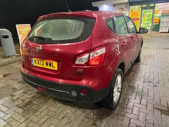 Used Nissan Qashqai 2013 for sale - 76974593: Photo