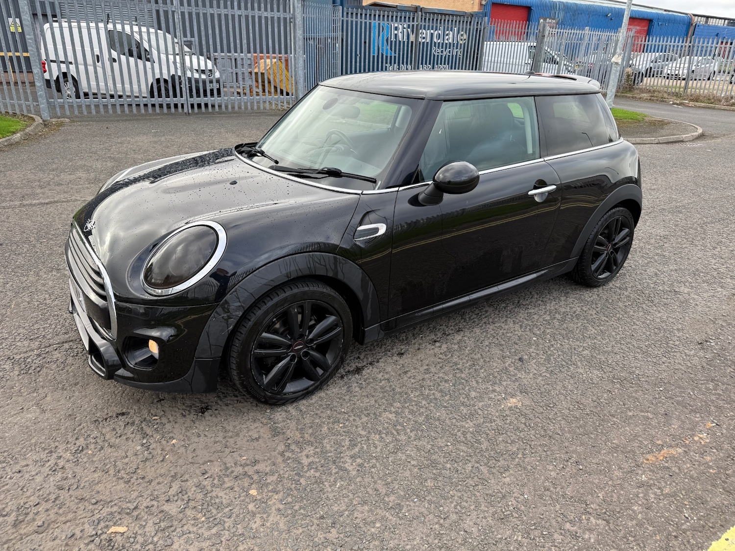 Used MINI Hatch 2018 for sale - 76396708: Photo 3