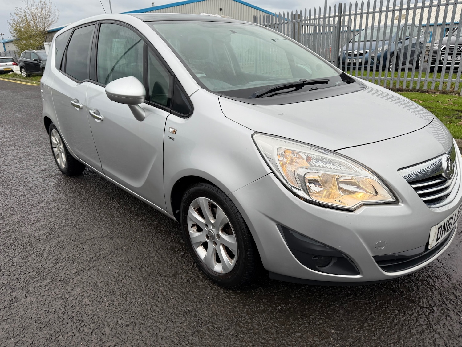 Used Vauxhall Meriva 2011 for sale - 76709699: Photo 1