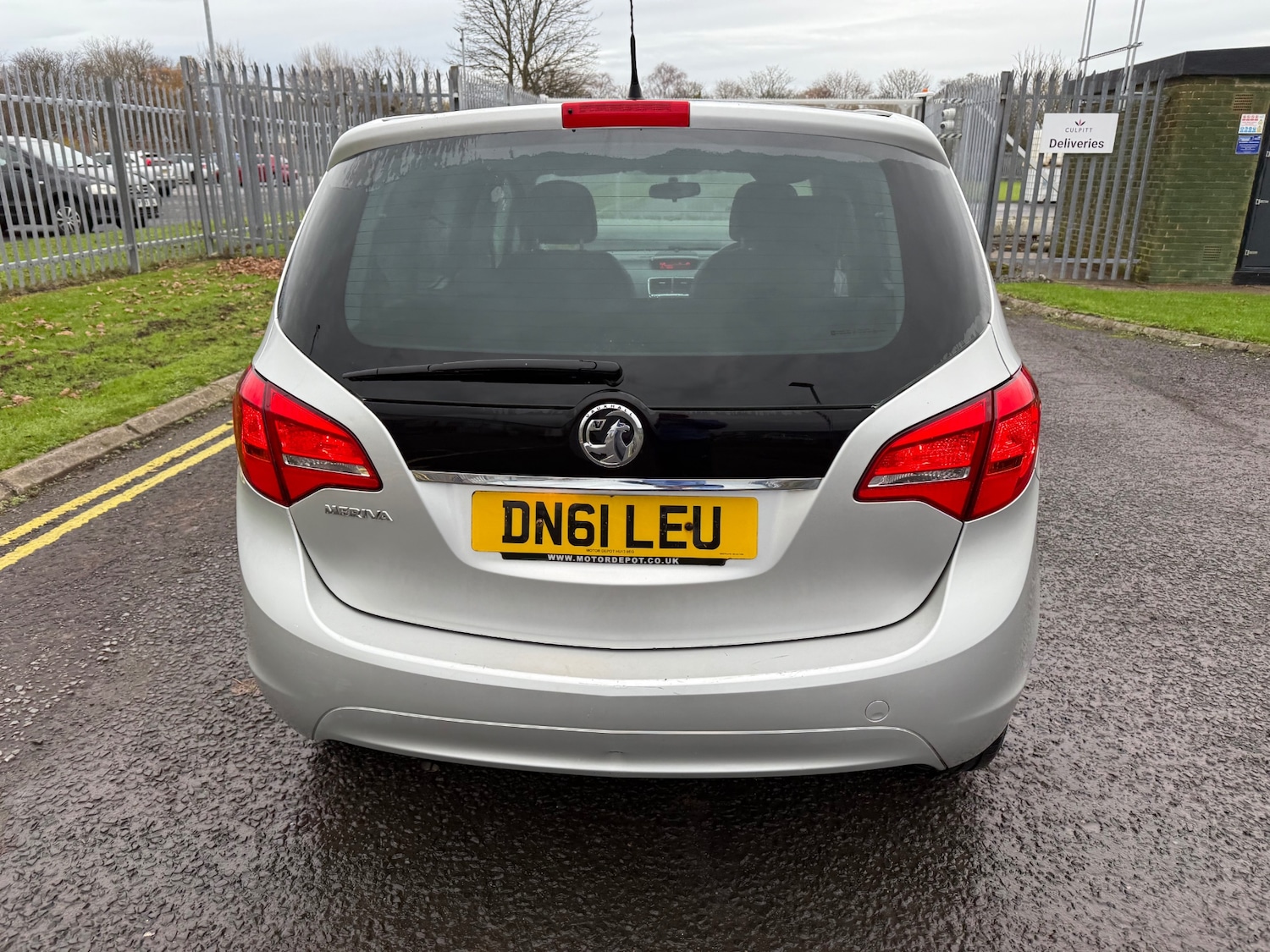 Used Vauxhall Meriva 2011 for sale - 76709699: Photo 5