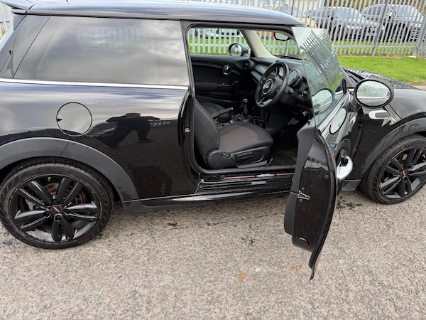 Used MINI Hatch 2018 for sale - 76225475: Photo 10