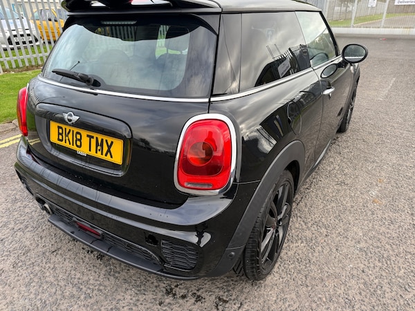 Used MINI Hatch 2018 for sale - 76225475: Photo 8