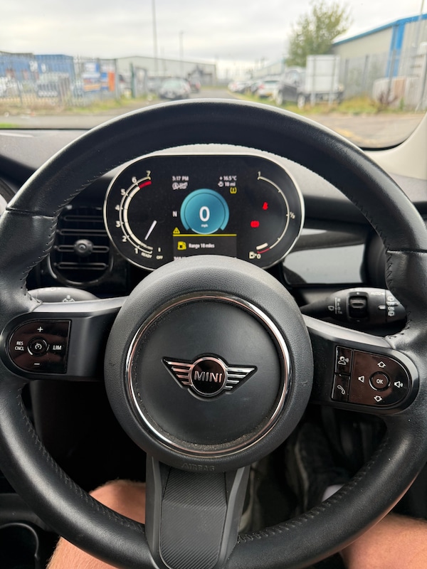 Used MINI Hatch 2021 for sale - 76198645: Photo 12