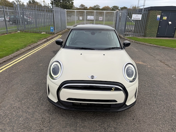 Used MINI Hatch 2021 for sale - 76198645: Photo 2