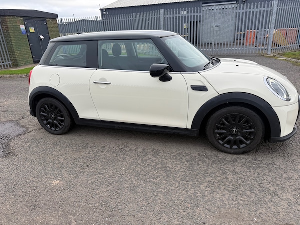 Used MINI Hatch 2021 for sale - 76198645: Photo 3