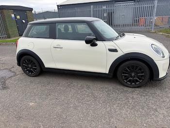 Used MINI Hatch 2021 for sale - 76198645: Photo 3