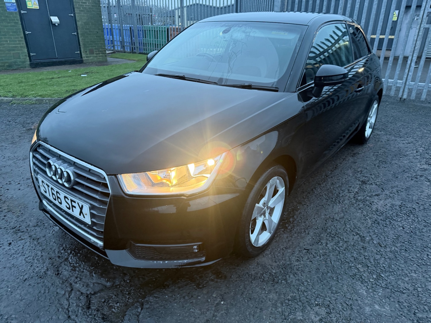 Used Audi A1 2016 for sale - 77354951: Photo 3