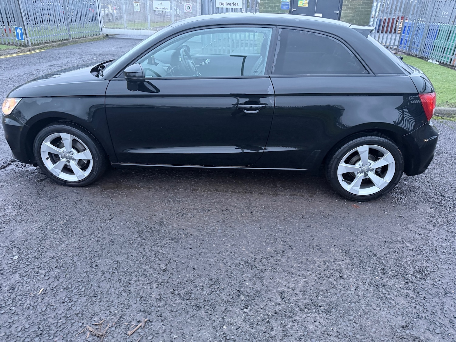 Used Audi A1 2016 for sale - 77354951: Photo 5