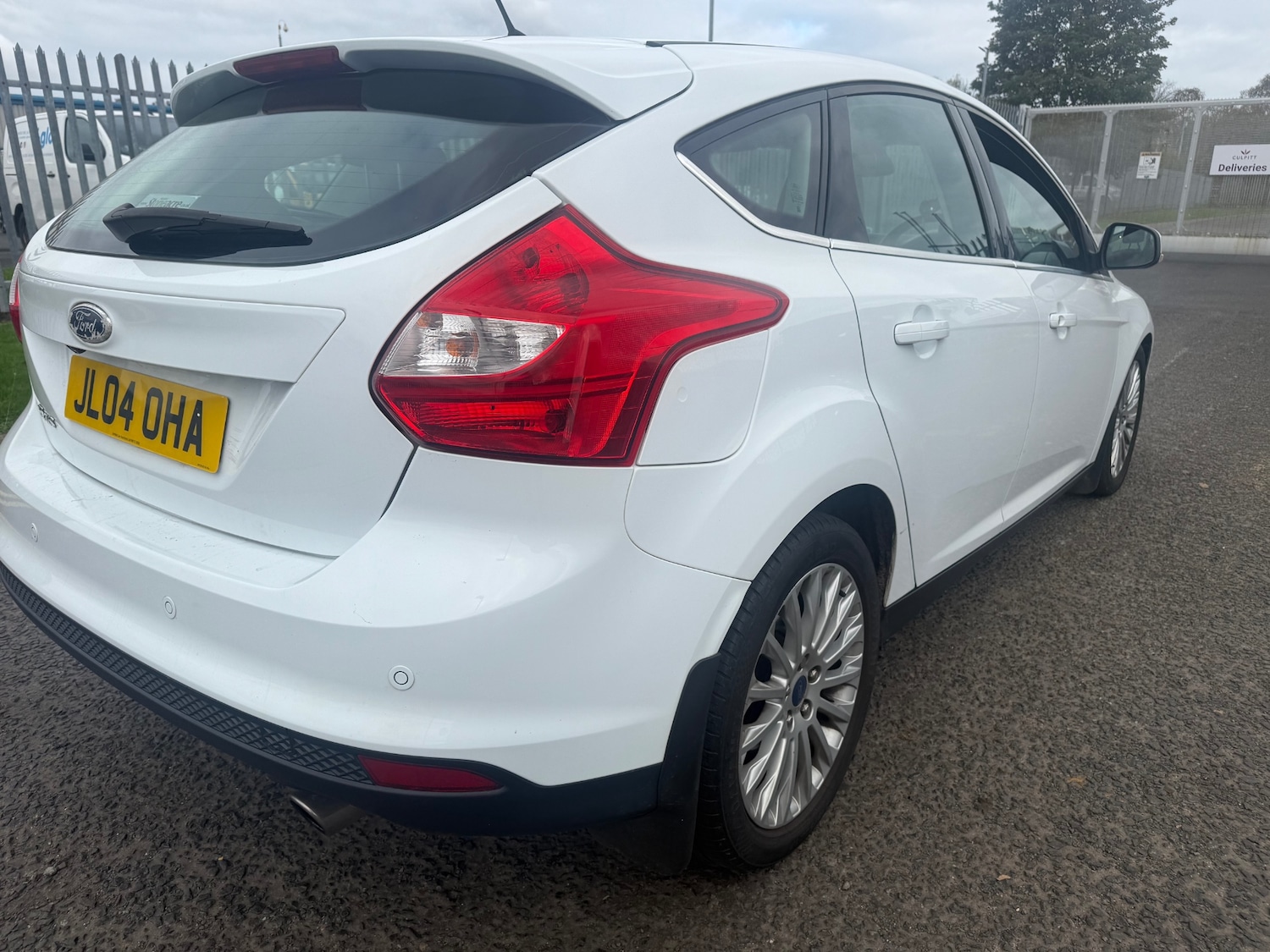 Used Ford Focus 2013 for sale - 76396710: Photo 11