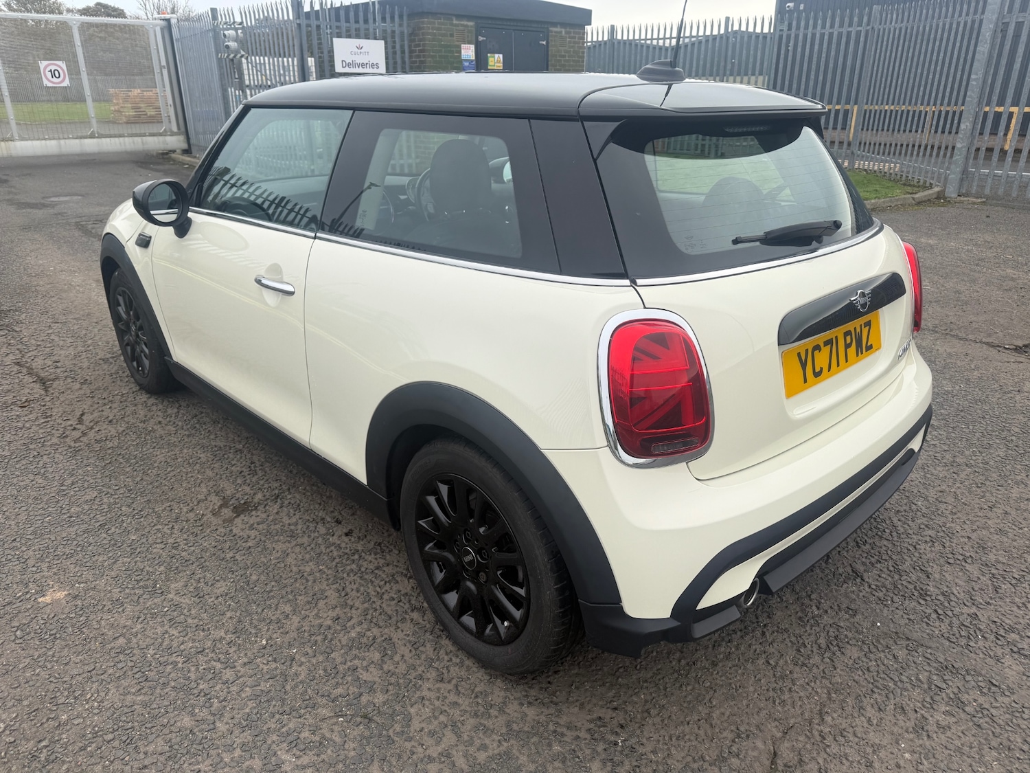 Used MINI Hatch 2021 for sale - 76396713: Photo 5