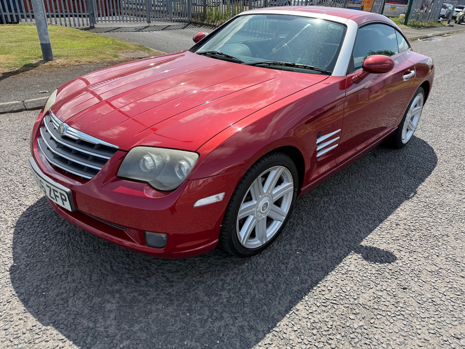 Used Chrysler Crossfire 2006 for sale - 76117673: Photo 3