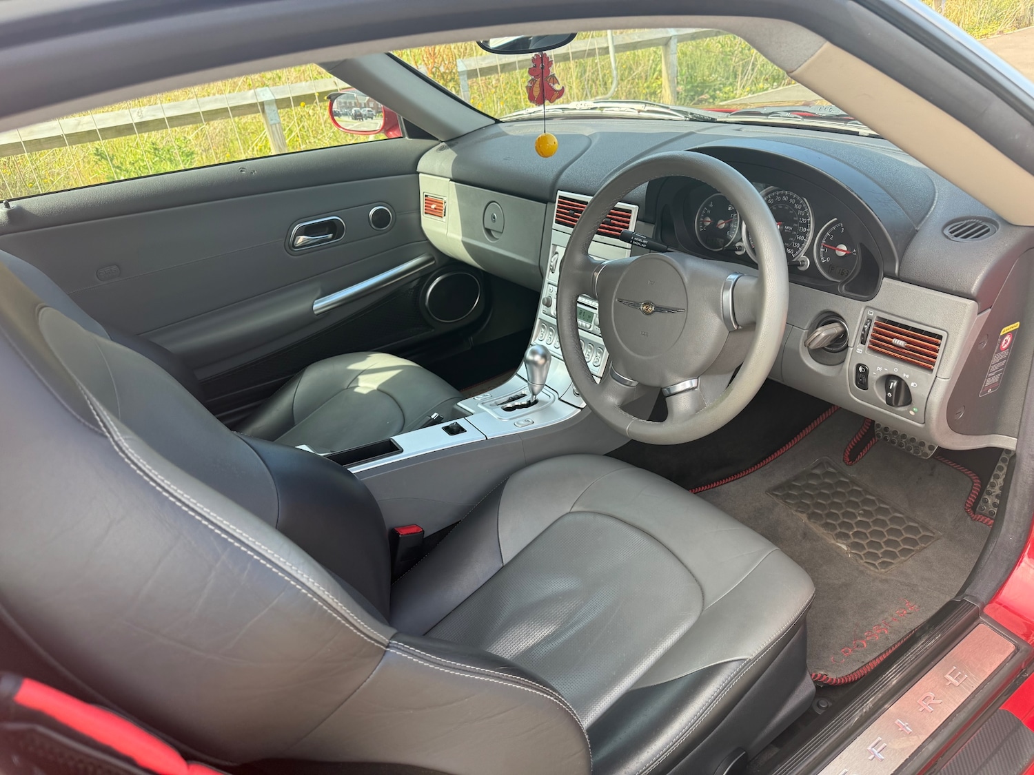 Used Chrysler Crossfire 2006 for sale - 76117673: Photo 7