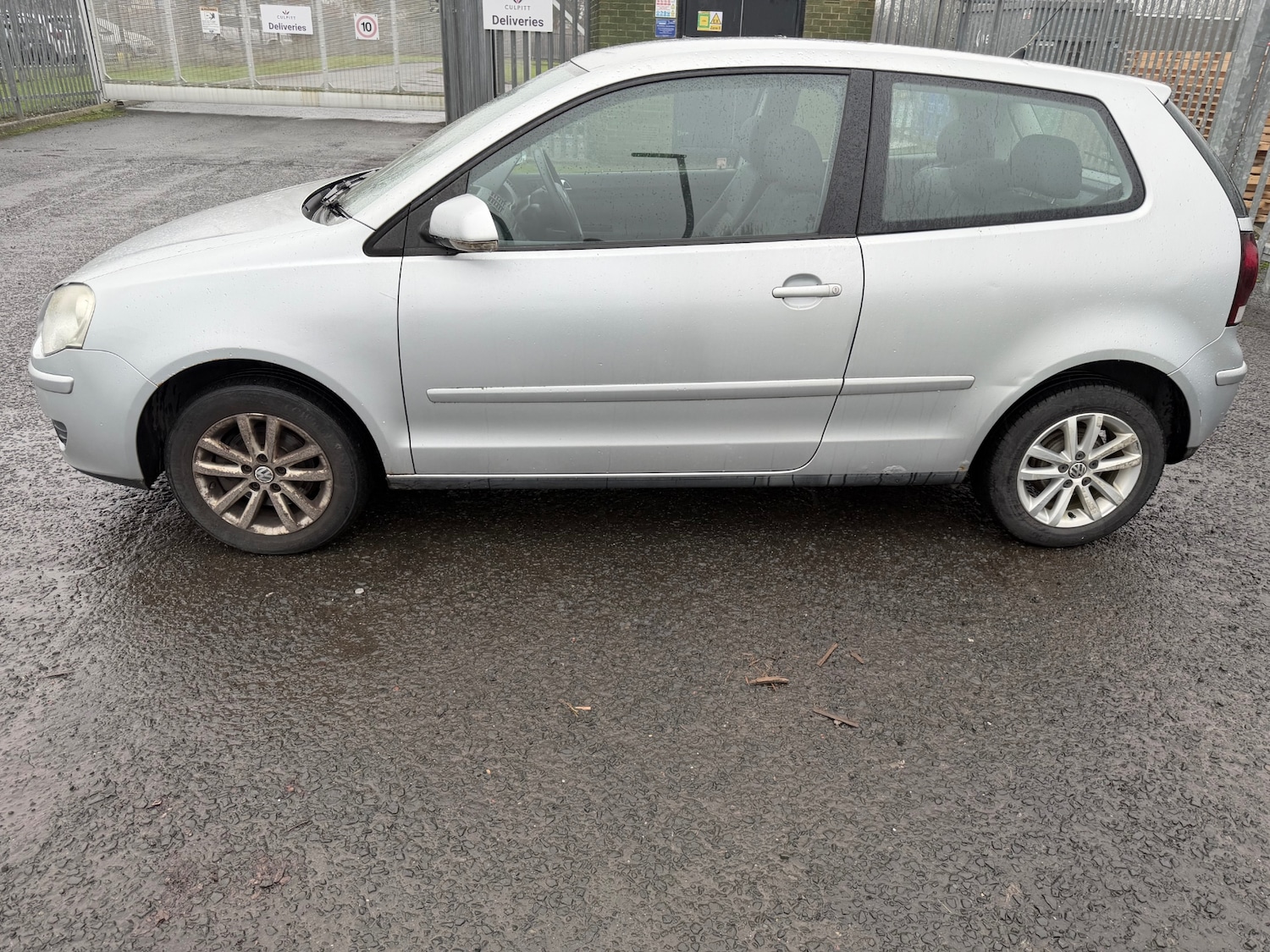 Used Volkswagen Polo 2007 for sale - 77509628: Photo 4