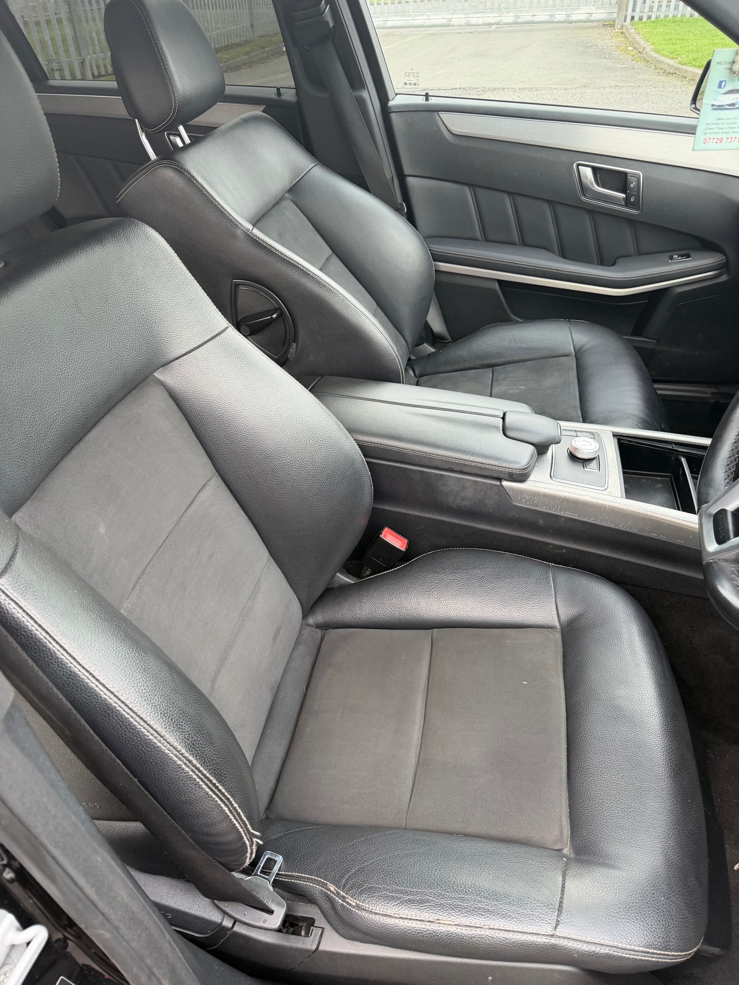 Used Mercedes-Benz E Class 2012 for sale - 77694037: Photo 10