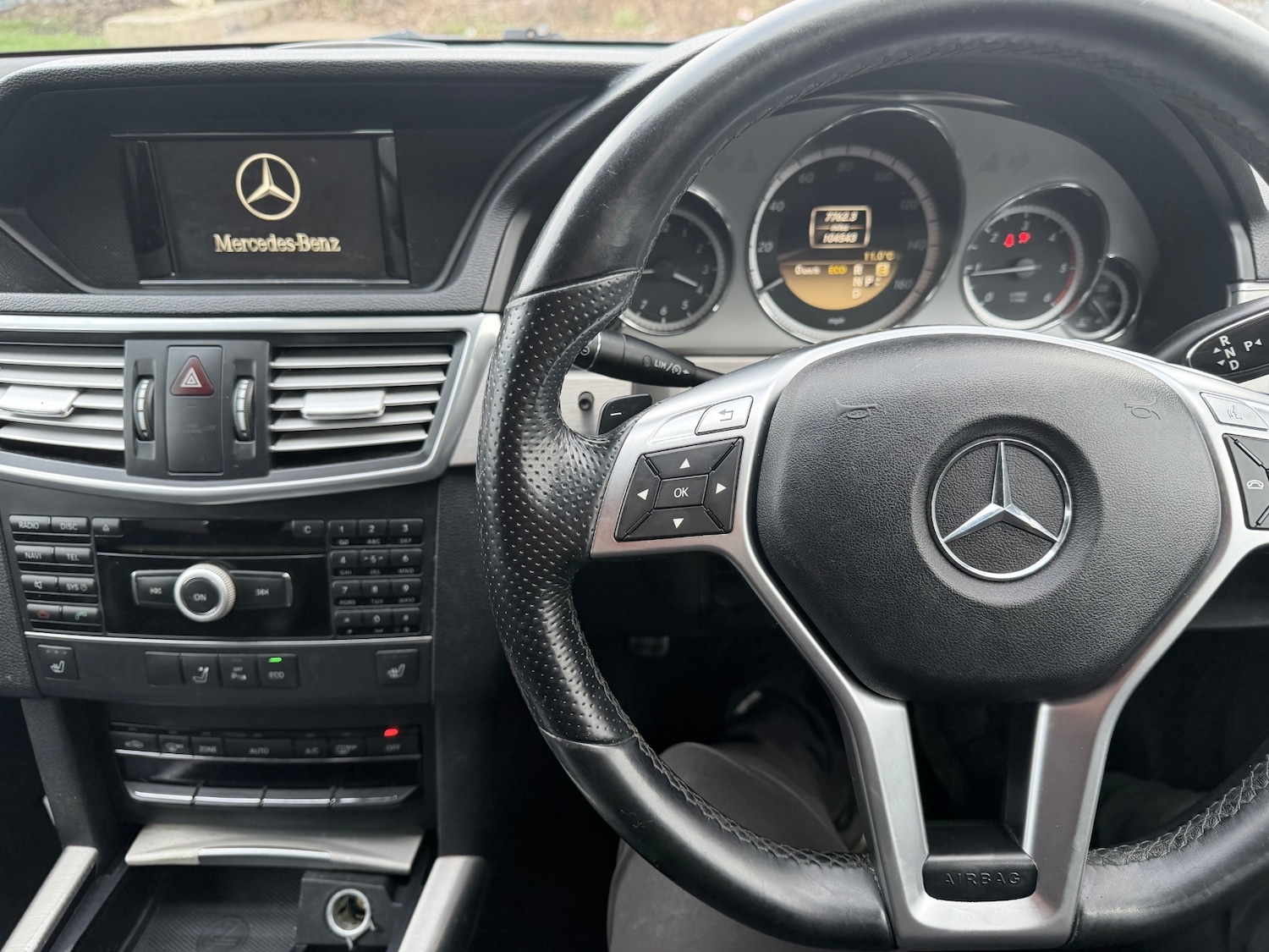 Used Mercedes-Benz E Class 2012 for sale - 77694037: Photo 14