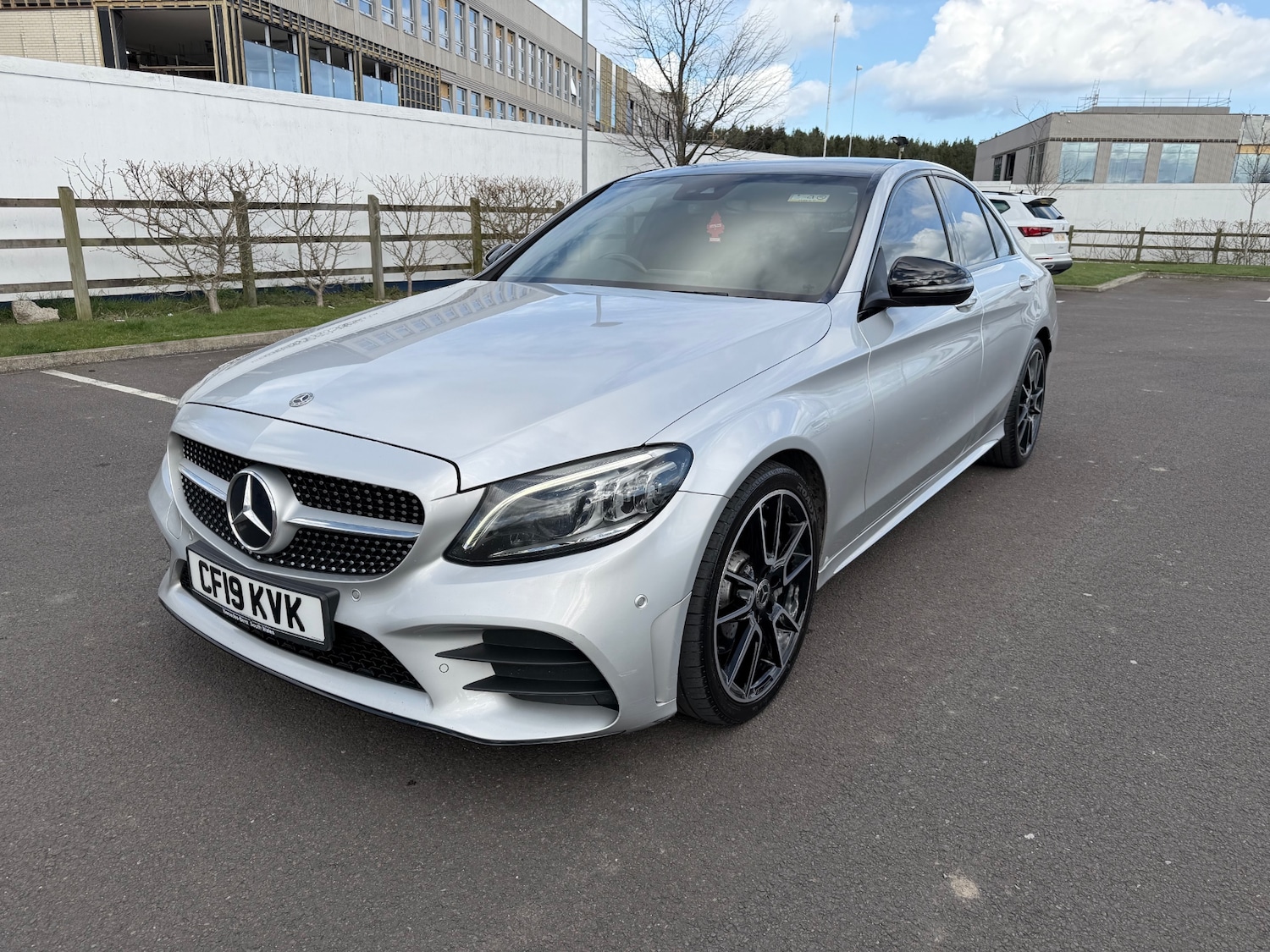 Used Mercedes-Benz C Class 2019 for sale - 78054399: Photo 3