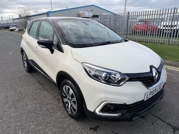 Used Renault Captur 2020 for sale - 77694004: Photo