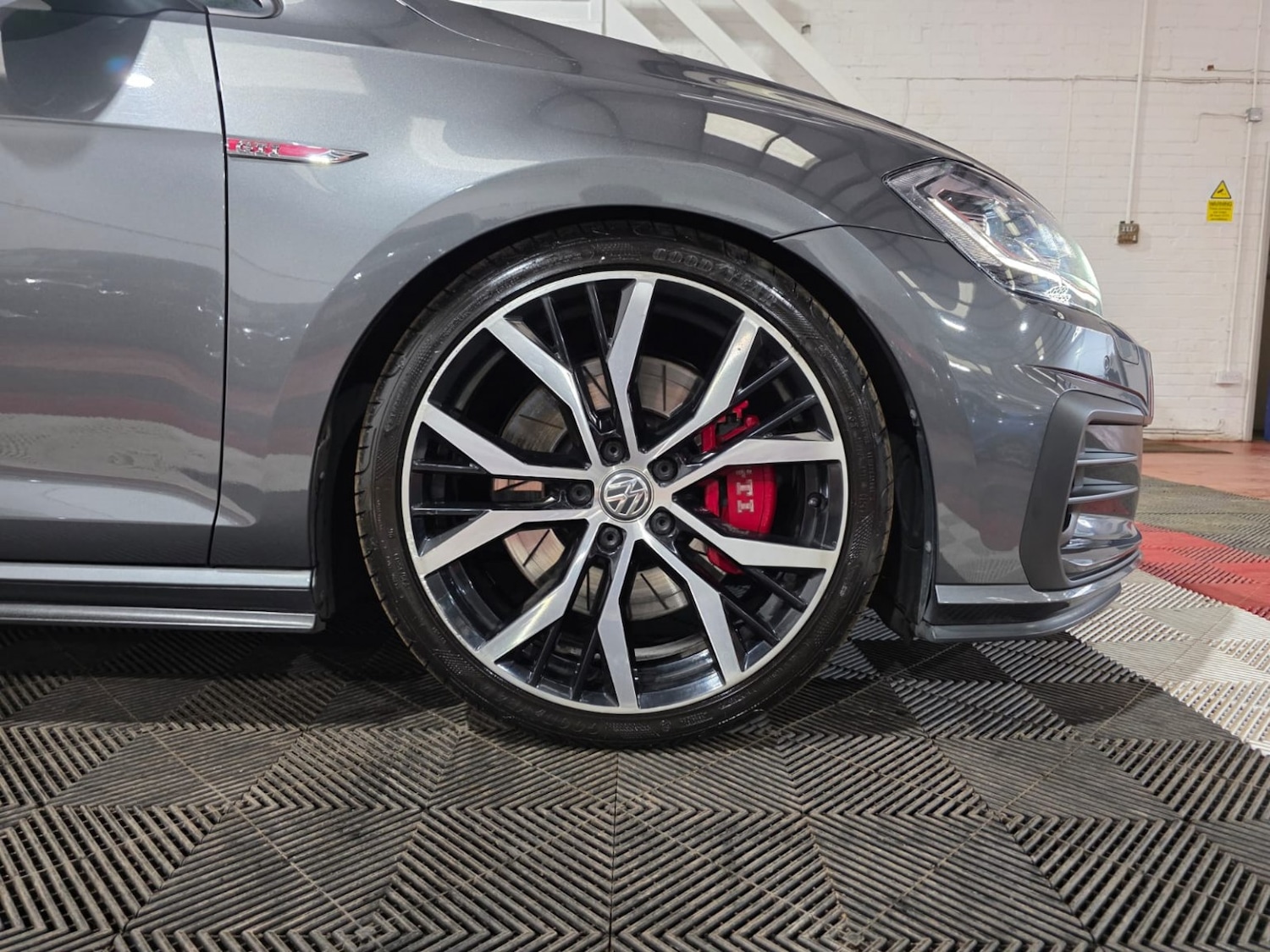 Used Volkswagen Golf 2019 for sale - 77258960: Photo 11