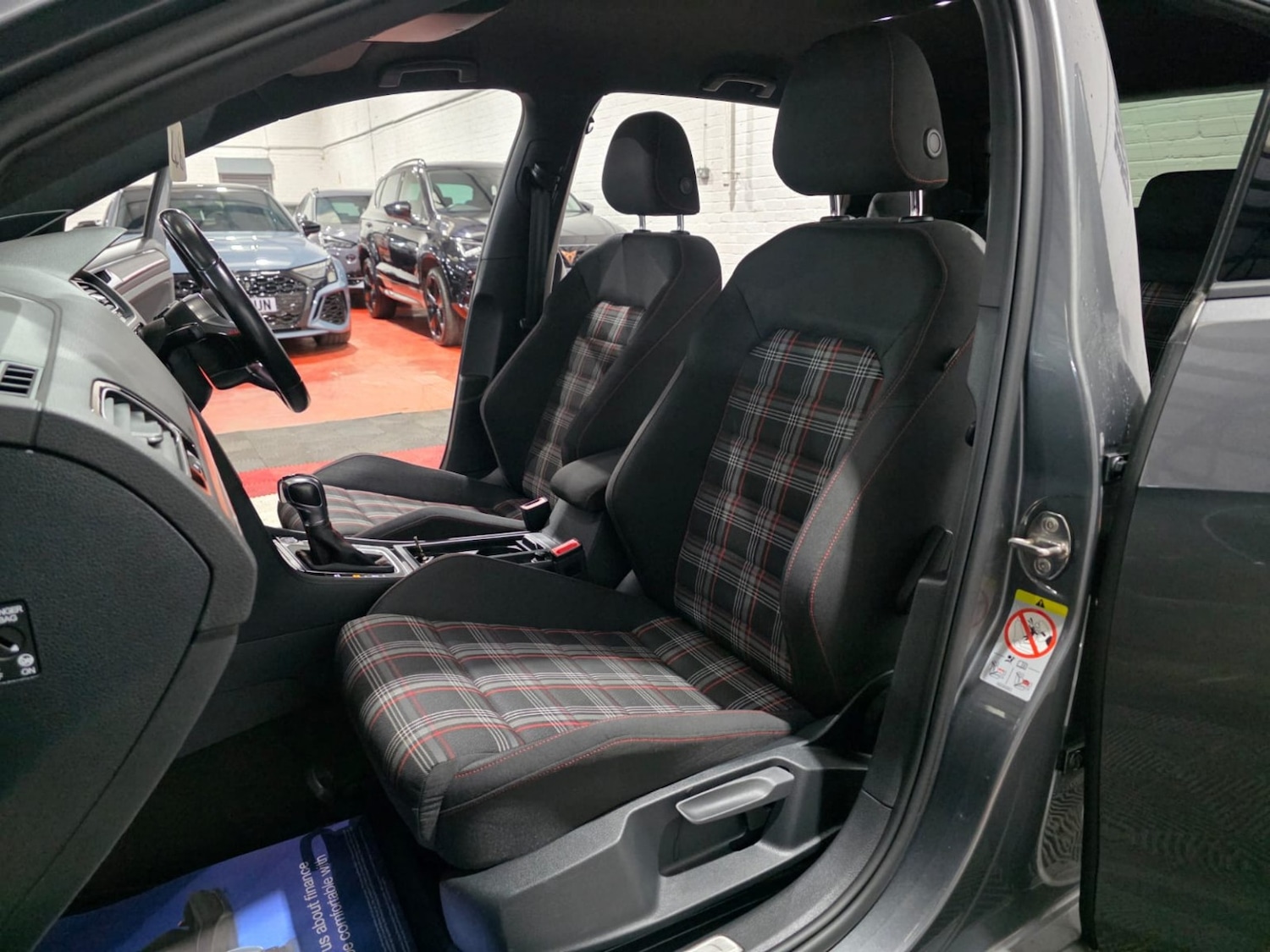 Used Volkswagen Golf 2019 for sale - 77258960: Photo 17