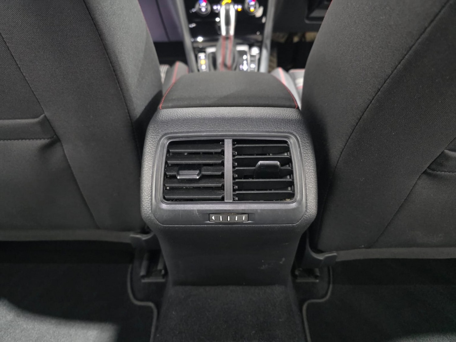 Used Volkswagen Golf 2019 for sale - 77258960: Photo 32