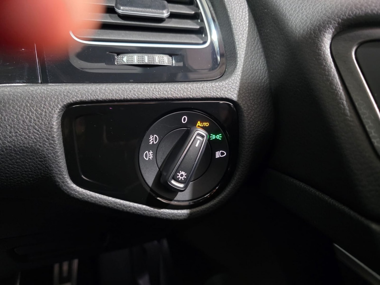 Used Volkswagen Golf 2019 for sale - 77258960: Photo 33