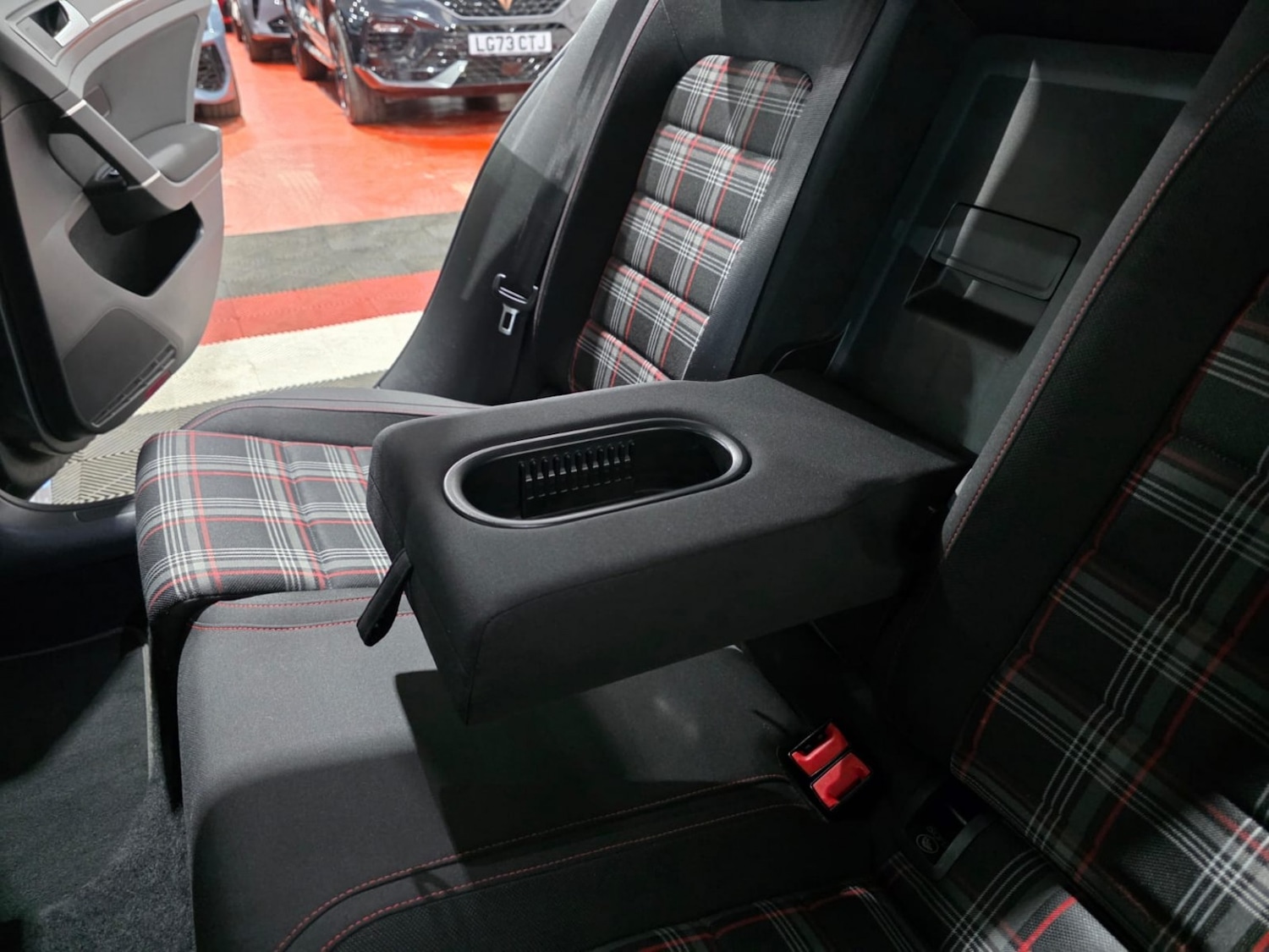 Used Volkswagen Golf 2019 for sale - 77258960: Photo 41